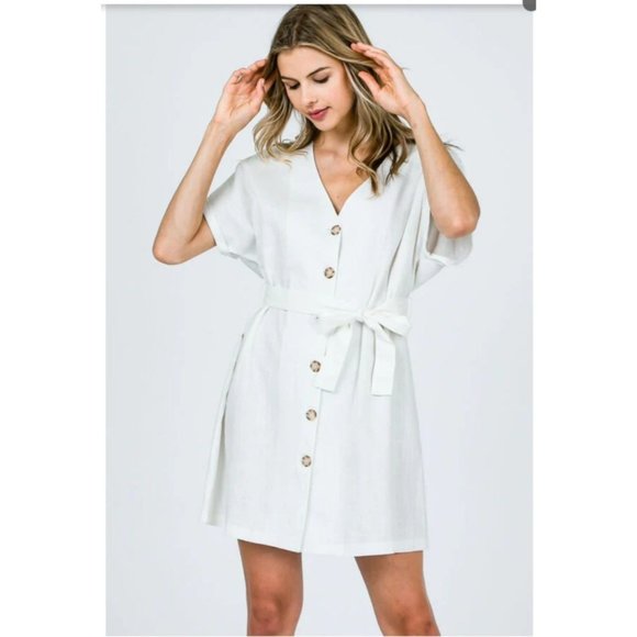 Velvet Heart Dresses & Skirts - Velvet Heart NWT Calle white button linen blend dress size medium wedding beach